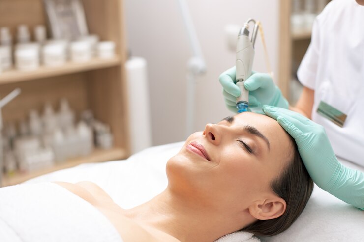 Exploring the Science Behind Microneedling: Why It’s a Popular Choice for Skin&nbsp;Renewal