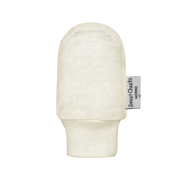 What to Include in a Newborn Gift Pack That Parents Actually&nbsp;Use